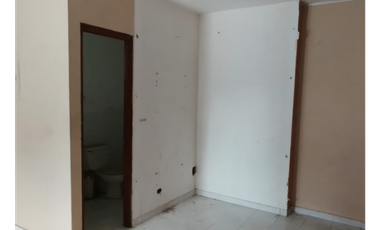 PARQUE LEFEVRE / PLAZA DEL ISTMO / 248M / LOCAL CON OFICINAS Y BODEGA