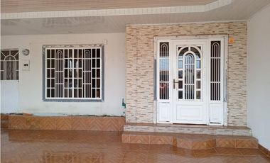 TOCUMEN / PUERTA DEL ESTE / 200M / 3 HABITACIONES AMPLIA TERRAZA JC