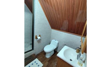 CERRO AZUL / CENTINELA / 2 NIVELES / 1821 M / 3 HABITACION / AMOBLADA