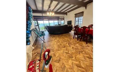 CERRO AZUL / CENTINELA / 2 NIVELES / 1821 M / 3 HABITACION / AMOBLADA