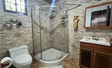 CERRO AZUL / CENTINELA / 2 NIVELES / 1821 M / 3 HABITACION / AMOBLADA