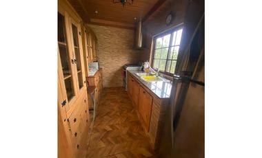 CERRO AZUL / CENTINELA / 2 NIVELES / 1821 M / 3 HABITACION / AMOBLADA