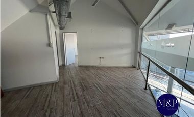 VENTA EDIFICIO 7 PISOS DE OFICINAS + CASA- BARRIO CENTRO