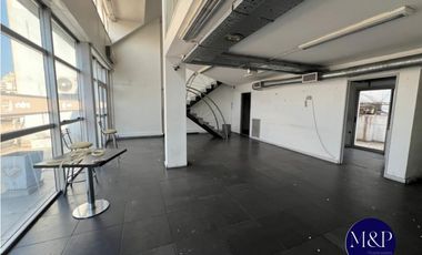 VENTA EDIFICIO 7 PISOS DE OFICINAS + CASA- BARRIO CENTRO