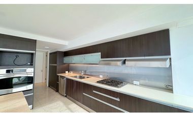 ALQUILER 24 MESES  CATEGORIA SEMIPISO 4 AMBIENTES, VARESSE