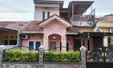 Disewakan rumah full furnished di belakang McDonald Kebun Sayur.