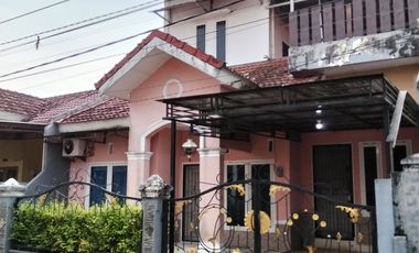 Disewakan rumah full furnished di belakang McDonald Kebun Sayur.