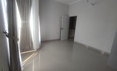 Rumah murah mewah di jakarta pusat sawah besar harga 600an dekat KRL