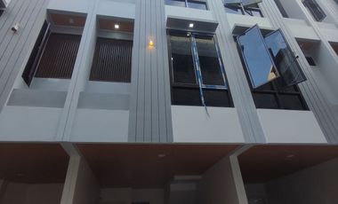 Rumah murah mewah di jakarta pusat sawah besar harga 600an dekat KRL