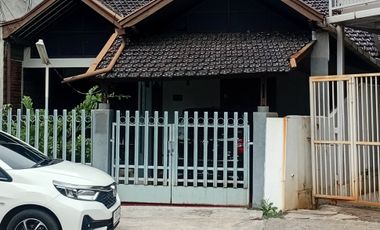 Rumah ngantong SHM 1,5 lantai di Turangga, Buahbatu Kota Bandung