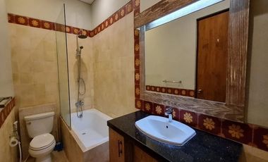 VILLA GOOD INVESTMENT READY UNIT ONE GATE 3BR KAWASAN VILLA PERERENAN