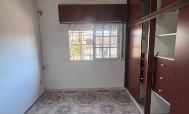 Casa en alquiler en Lanus Oeste