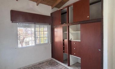 Casa en alquiler en Lanus Oeste