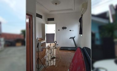 DIJUAL RUMAH HOOK KOMPLEK METEOR ANGKATAN 66 PALEMBANG