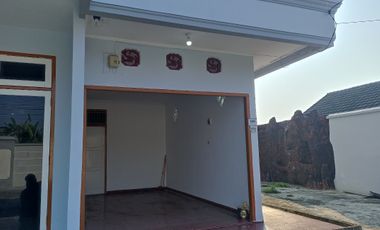 Dijual Rumah Halaman Luas Jalan Tanjung Harapan Palembang