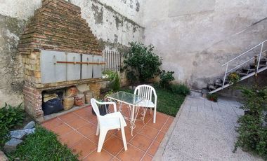 Casa venta 4 ambientes  Lanus