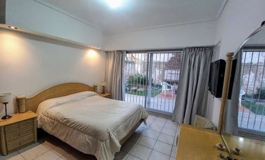 Casa venta 4 ambientes  Lanus