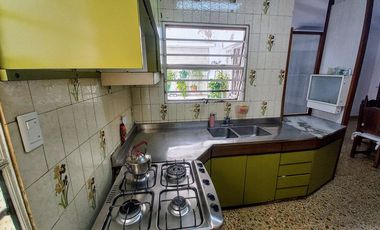 Casa venta 4 ambientes  Lanus