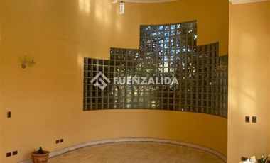 Casa en Arriendo en Enrique Ureta