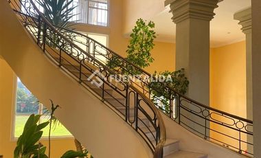 Casa en Arriendo en Enrique Ureta