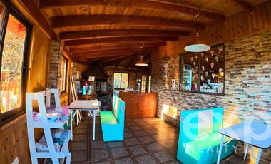 Casa en Venta en Avenida Central | Isla Negra