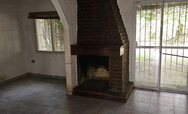 VENTA CASA 3 AMB A REFAC PIL 1023 MTS - TORTUGUITA
