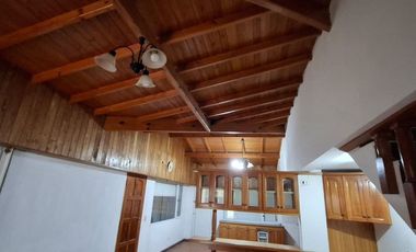 CASA VENTA LA LUCILA 5 HABITACIONES