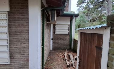 CASA VENTA LA LUCILA 5 HABITACIONES