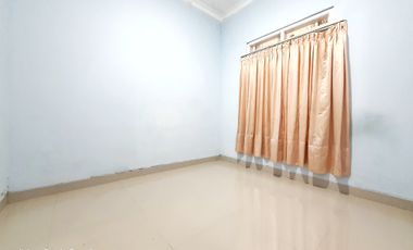 Dijual Rumah Murah 5 Menit ke kampus UII. Lingkungan Nyaman, Siap Huni!