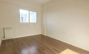 Departamento 1 dormitorio con balcon y lavadero