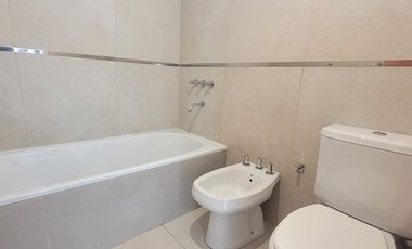 Departamento 1 dormitorio con balcon y lavadero