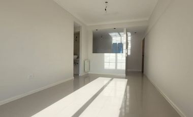 Departamento 1 dormitorio con balcon y lavadero