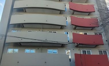 Departamento 1 dormitorio con balcon y lavadero