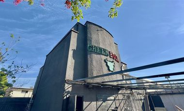 Local Comercial en Arriendo en Av. Vitacura / La llavería