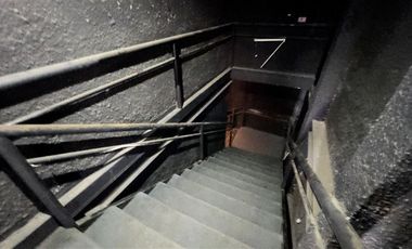 Local Comercial en Arriendo en Av. Vitacura / La llavería