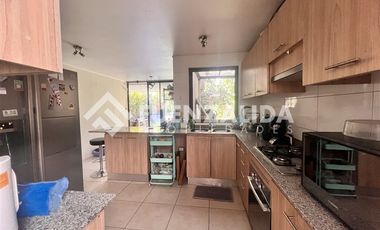 Casa en Venta en Condominio Los Abedules