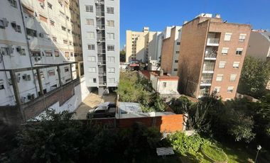 ALQUILER DEPARTAMENTO 2 AMBIENTES C/COCHERA
