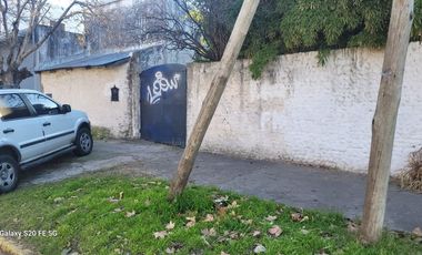 MUY BUENA PROPIEDAD PARA INVERSIONISTAS EN ESQUINA
