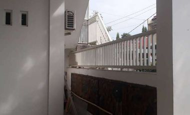 Dijual Rumah 2 Lantai, Perum Pondok Jati, Sidoarjo Kota