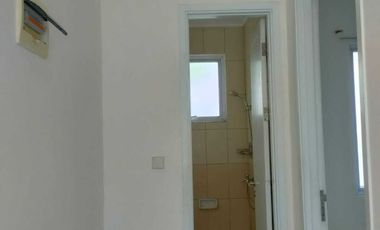 Rumah Furnished lebar 8 m² di Cluster Thamse JGC Cakung Jak-Tim