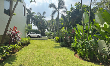 Disewakan townhouse modern 5br area pejaten kemang