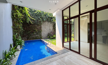 Disewakan townhouse modern 4br area kemang