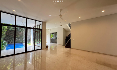 Disewakan townhouse modern 4br area kemang