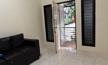 Dijual Rumah 2 Lantai siap huni 6x15 di Kelapa Gading Timur Jakarta Utara