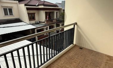 Dijual Rumah 2 Lantai siap huni 6x15 di Kelapa Gading Timur Jakarta Utara