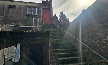 LOCAL Y CASA A REFACCIONAR SOBRE LOTE GRANDE