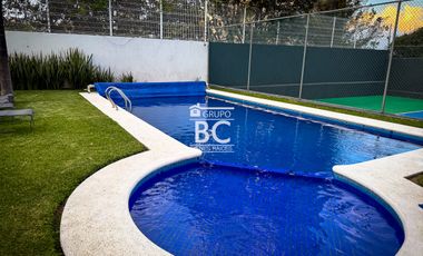 CASA EN RENTA DENTRO DE COTO LA CEIBA, SOBRE JUAN PALOMAR Y ARIAS