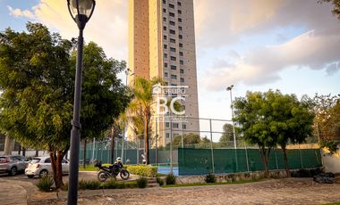 CASA EN RENTA DENTRO DE COTO LA CEIBA, SOBRE JUAN PALOMAR Y ARIAS