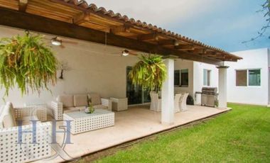 CASA AMUEBLADA EN VENTA EN CONDOMINIO EL DORADO, CHAPALA JAL.