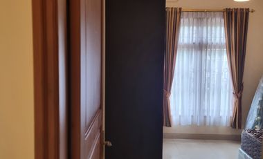 DIJUAL CEPAT RUMAH LUX ASRI FULL FURNISHED SIAP HUNI LOKASI STRATEGIS